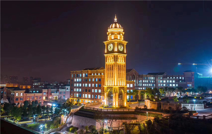 成都工業(yè)職業(yè)技術(shù)學(xué)院地址在哪里，哪個城市，哪個區(qū)？