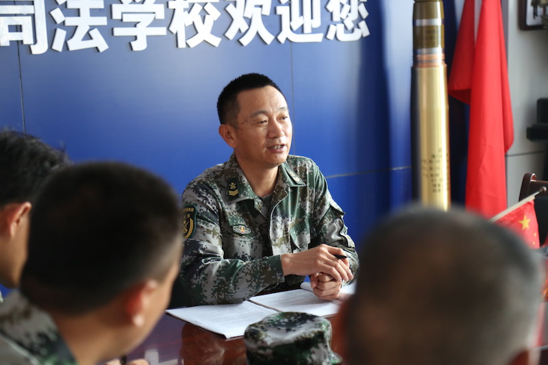 重視教官培訓(xùn) 確保軍訓(xùn)質(zhì)量——山東東營金盾司法警官學(xué)校對部分在校教官進(jìn)行培訓(xùn)