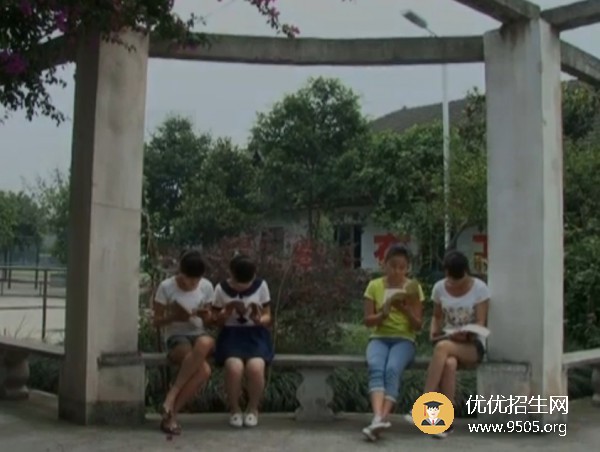 峨眉山市旅游學(xué)校在哪里？地址信息介紹