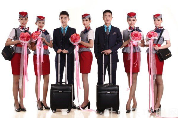 2018四川中職航空學校有哪些、學費多少錢一年？