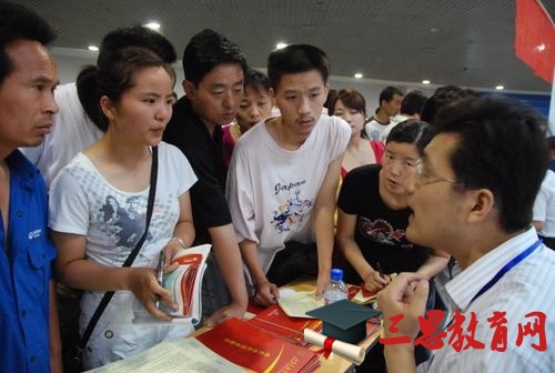 2020年廣西高考?？普骷驹笗r間