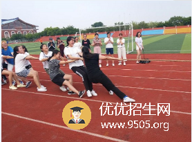 南方醫(yī)科大學學校食堂環(huán)境與寢室宿舍介紹