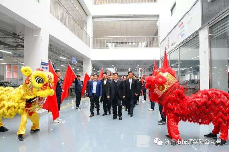濟(jì)南市技師學(xué)院汽車工程學(xué)院舉行汽車技術(shù)專業(yè)技能大賽！