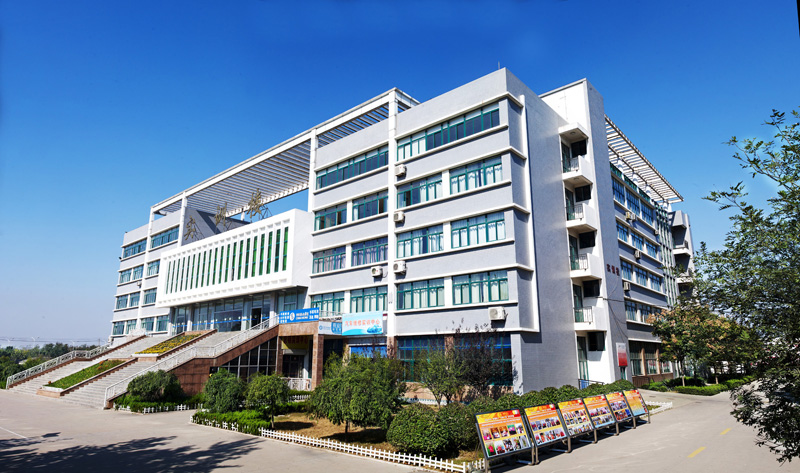 山東省濰坊商業(yè)學(xué)校好不好？