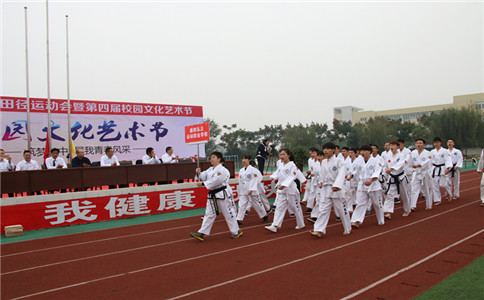 德陽弘正運(yùn)動(dòng)職業(yè)學(xué)校2020年招生簡章