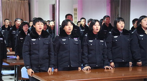 楊國(guó)寶老師來山東東營(yíng)金盾司法學(xué)校做傳統(tǒng)文化講座