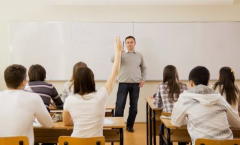 大二可以報(bào)考教師資格證嗎？