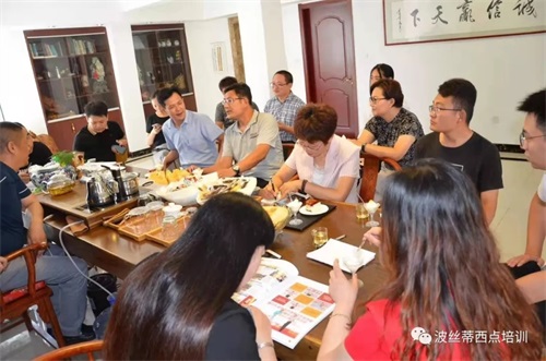 泰安市人社局率領(lǐng)泰安各行業(yè)培訓機構(gòu)負責人到煙臺波絲蒂參觀考察