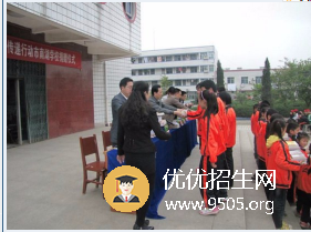 黃岡職業(yè)技術(shù)學(xué)院醫(yī)藥衛(wèi)生學(xué)院網(wǎng)站網(wǎng)址聯(lián)系方式