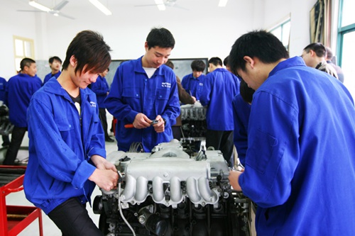  貴州中專職業(yè)技術(shù)學(xué)校汽修專業(yè)咋樣？