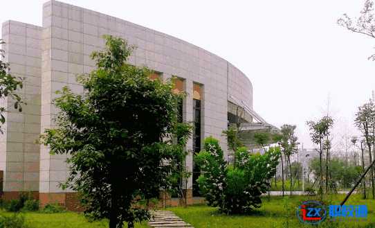 中等職校招生信息重慶市報考了高級護理專業(yè)就業(yè)好找工作不