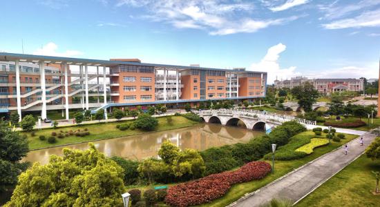 云南民族大學有哪些醫(yī)學類招生專業(yè)？該校就業(yè)率怎么樣？