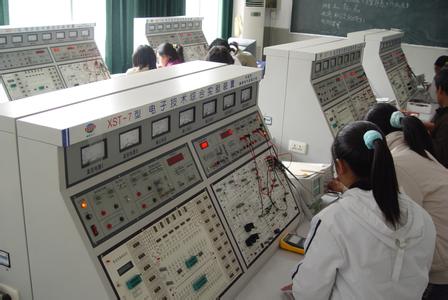 貴陽郵電學校就業(yè)班有哪些專業(yè)?