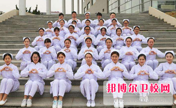 湛江2020年讀衛(wèi)校學(xué)什么技術(shù)好