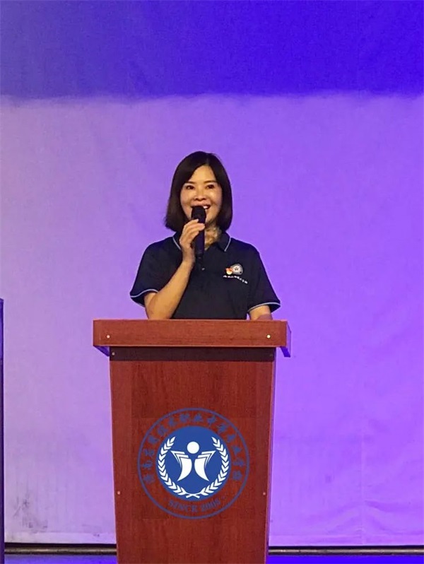 濟南應(yīng)用技術(shù)職業(yè)中等專業(yè)學(xué)校七一建黨節(jié)紅歌比賽