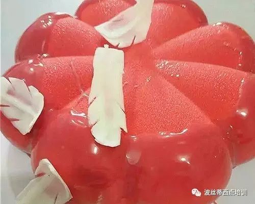 煙臺波絲蒂糕點培訓學校20天慕斯西點課程5月2日開課啦！