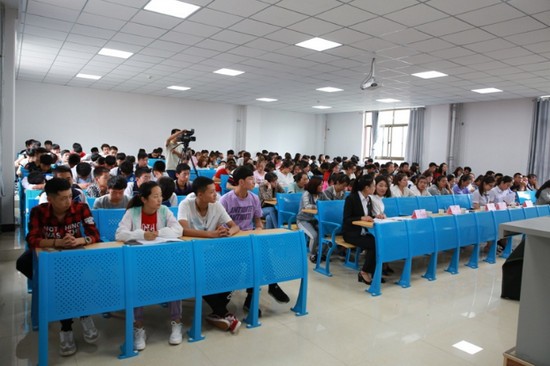 平?jīng)雎殬I(yè)技術(shù)學(xué)院教育系全國排名是多少，好不好？
