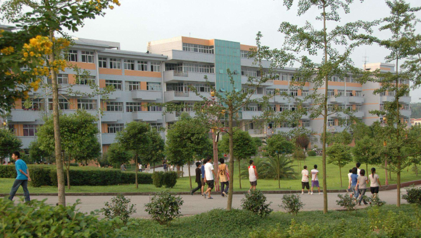 四川省鹽亭中學(xué)有什么優(yōu)勢