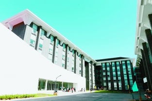 北京中醫(yī)藥大學中藥學院學校食堂環(huán)境與寢室宿舍介紹