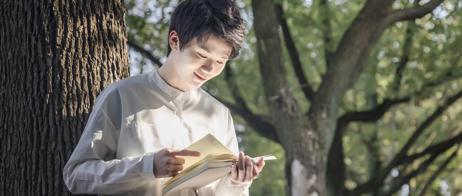 選專業(yè)有什么技巧嗎？技校什么專業(yè)適合女生？