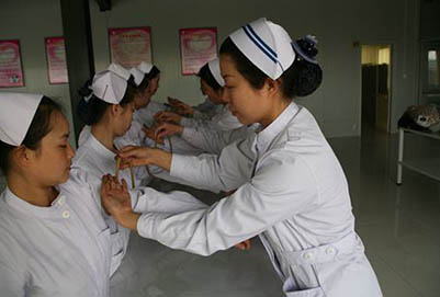 重慶衛(wèi)生學(xué)校會(huì)不會(huì)注重對(duì)于學(xué)生的培養(yǎng)