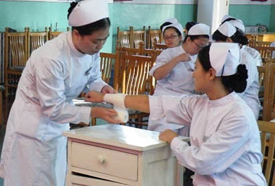 重慶衛(wèi)生學(xué)校專業(yè)設(shè)置情況如何