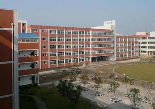 瀘州中專學(xué)校畢業(yè)生可以考大學(xué)嗎？