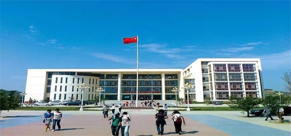 濰坊弘景中醫(yī)藥學(xué)校三二連讀大專班怎么樣？