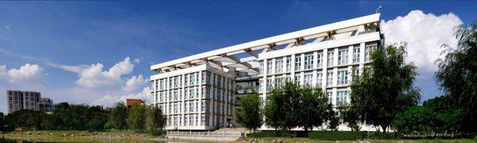 昆明醫(yī)科大學的地址在哪里？怎么乘車？