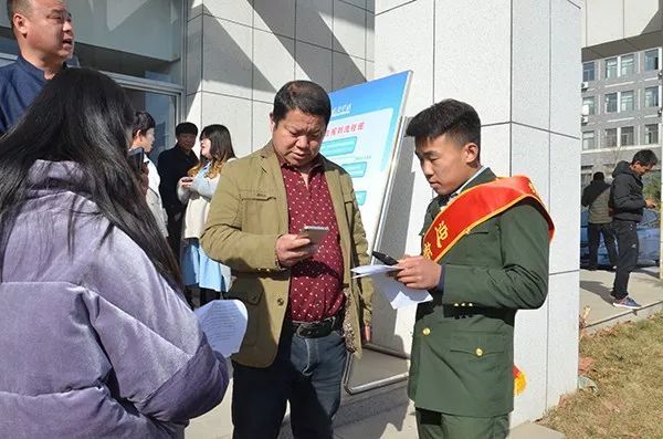 山東公路技師學(xué)院2019級春季新生入學(xué)報到