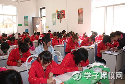 怎樣選擇優(yōu)質(zhì)成都幼師專業(yè)學(xué)校?