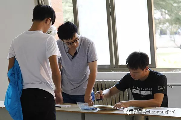 魅力化院 載夢起航—— 學(xué)院喜迎2018級秋季新生