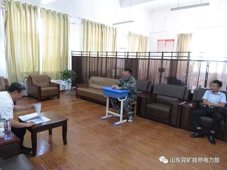 校企架金橋，合作促發(fā)展——魯泰集團(tuán)到兗礦技師學(xué)院電力部面試選拔優(yōu)秀畢業(yè)生