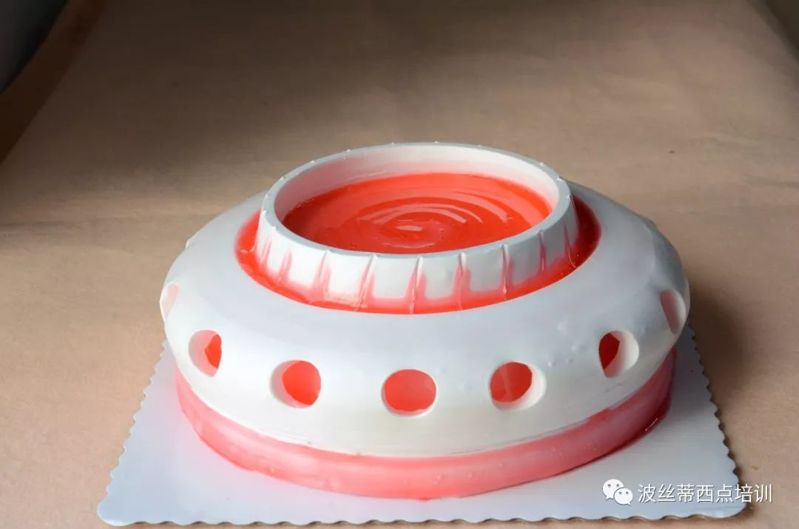 煙臺波絲蒂糕點(diǎn)培訓(xùn)學(xué)校陶藝蛋糕班那么好，你怎么舍得不來~