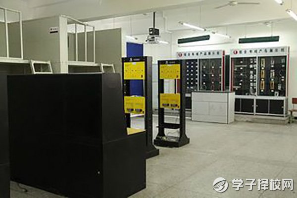 成都市職業(yè)高中哪些好?成都市財貿職高告訴你!