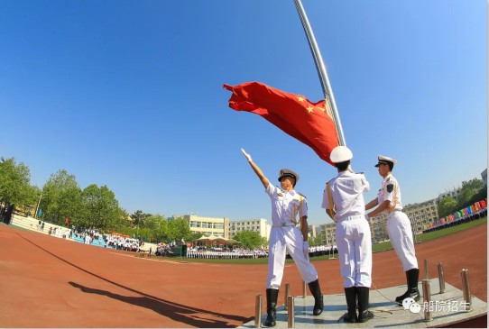 與同類(lèi)院校相比，青島遠(yuǎn)洋船員職業(yè)學(xué)院都有哪些優(yōu)勢(shì)？