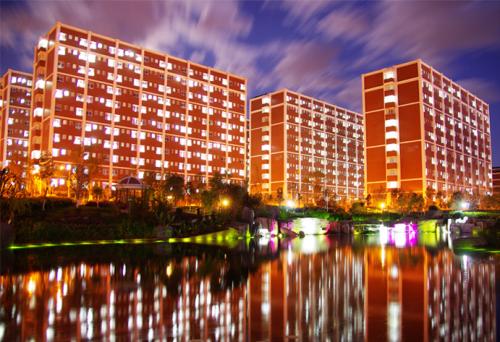 云南經(jīng)濟(jì)管理學(xué)院夜景