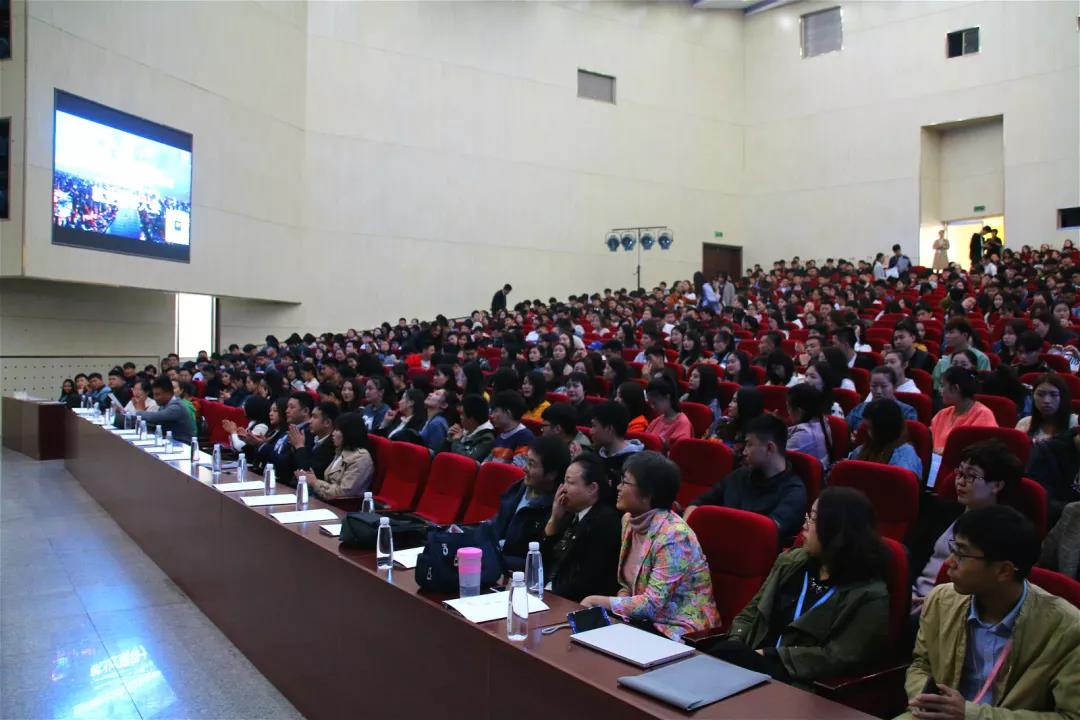 青島求實(shí)職業(yè)技術(shù)學(xué)院舉辦2019屆畢業(yè)生就業(yè)指導(dǎo)大會暨秋季招聘宣講會