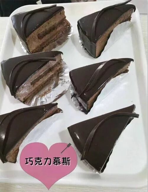 煙臺波絲蒂中西糕點培訓學校陶藝蛋糕、慕斯西點班今天開課啦