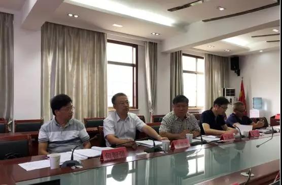 教育部重點(diǎn)課題“中等職業(yè)學(xué)校供給側(cè)教育改革的研究”舉行開題論證會