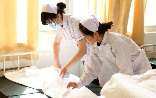 四川省高級(jí)護(hù)理學(xué)專(zhuān)業(yè)就業(yè)方向有哪些
