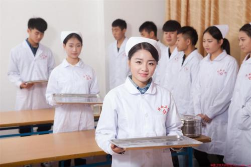 云南經(jīng)貿(mào)外事職業(yè)學(xué)院護理專業(yè)好不好？學(xué)習(xí)的課程多嗎？