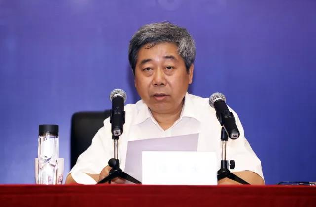 教育部長(zhǎng)陳寶生：不抓本科教育的高校不是合格的高校！