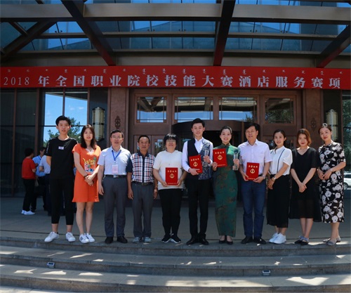 2020年山東省濰坊商業(yè)學(xué)校三二連讀大專報名及錄取時間安排