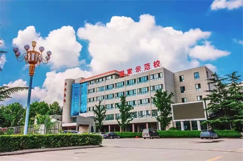 2020年山東省濰坊商業(yè)學(xué)校三二連讀大專報名及錄取時間安排