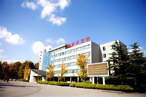 2020年山東省濰坊商業(yè)學(xué)校三二連讀大專報名及錄取時間安排