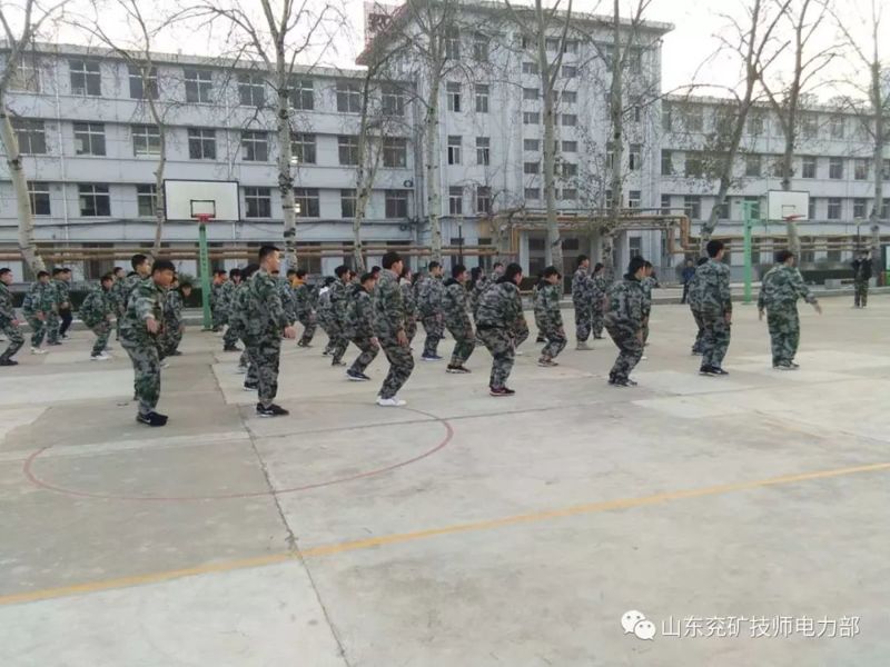 山東兗礦技師學(xué)院電力部廣播體操大賽圓滿結(jié)束