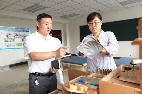  到重慶學(xué)康復(fù)治療學(xué)的就業(yè)前景怎么樣？
