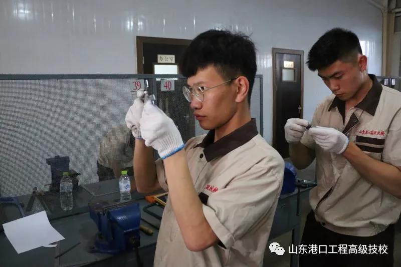 山東港口工程高級技工學(xué)校舉辦2020年度學(xué)生技能進競賽