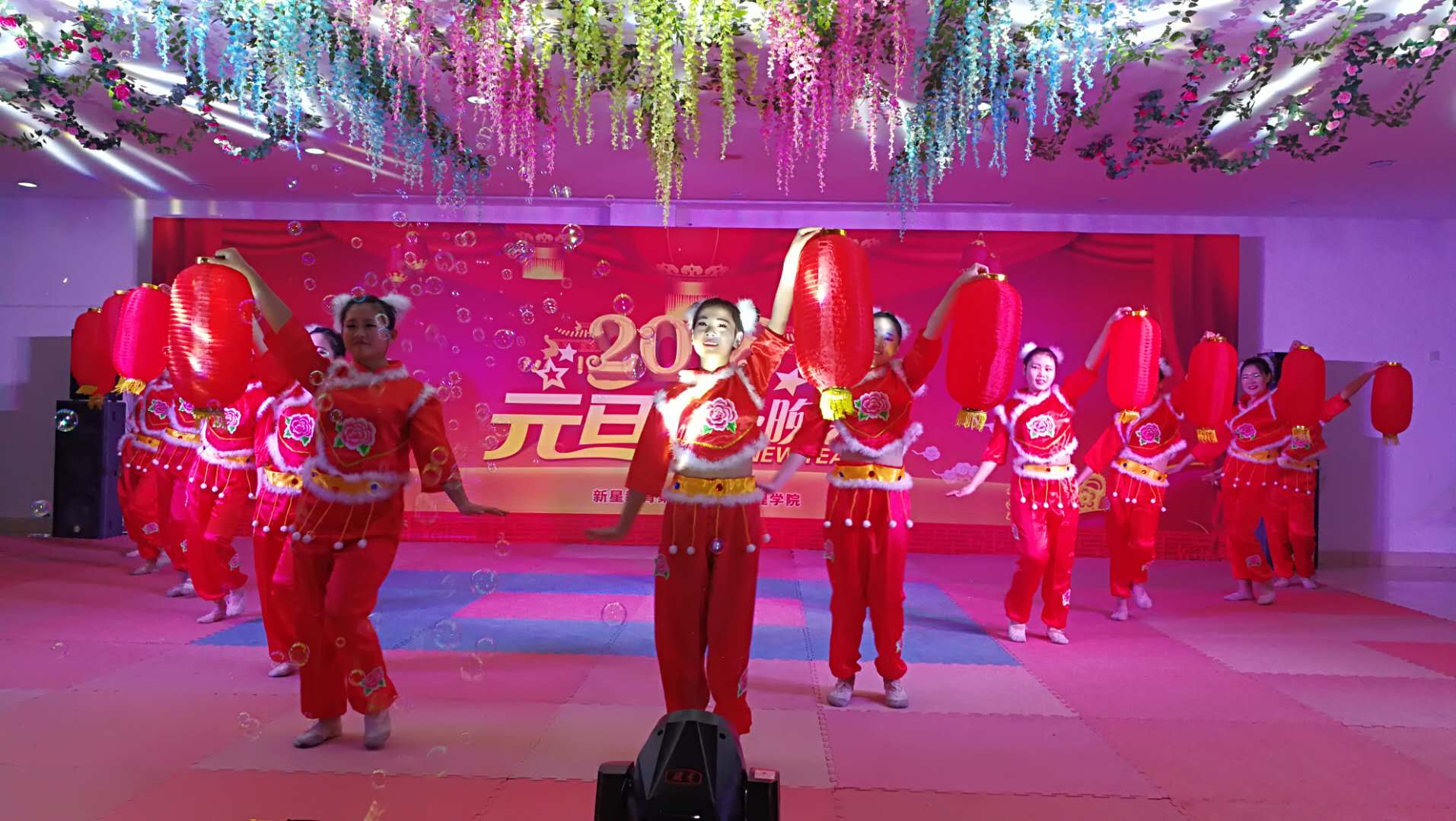 德州新星齊魯學(xué)院2021年元旦晚會(huì)及活動(dòng)圓滿(mǎn)舉辦！